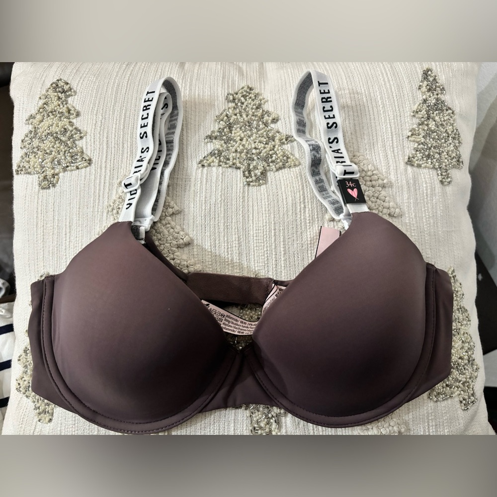 Victoria’s Secret THE T-SHIRT
Lightly-Lined Demi Bra